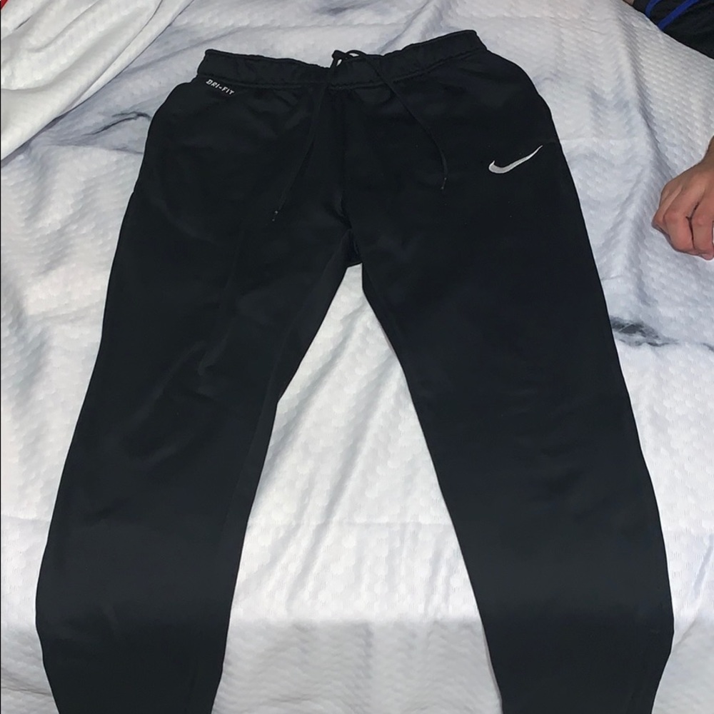 Black nike joggers